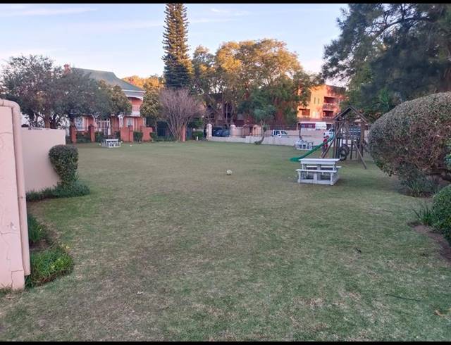2 BEDROOM COMPLEX FOR SALE IN SCOTTSVILLE